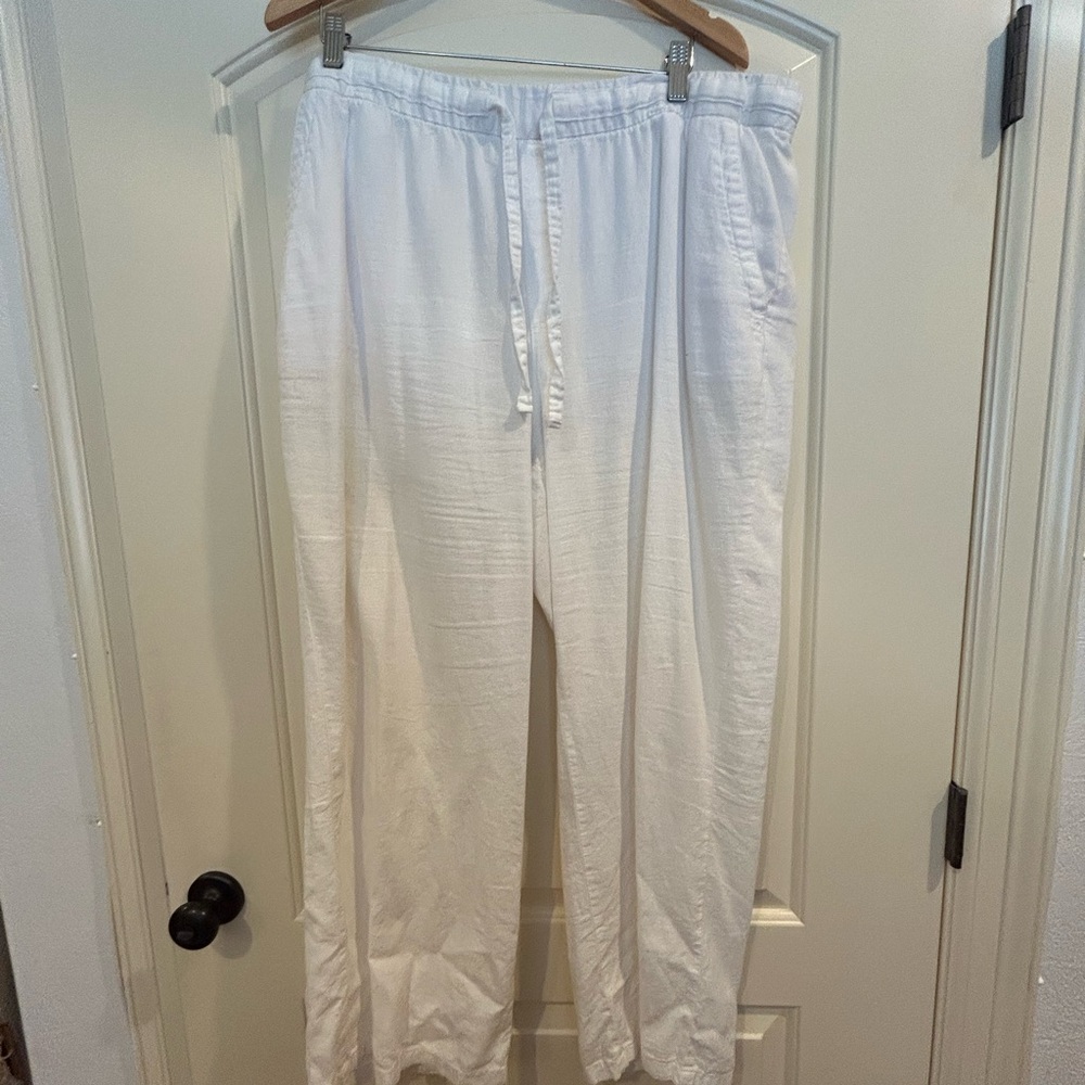 Old Navy White Drawstring Linen-Blend Pants